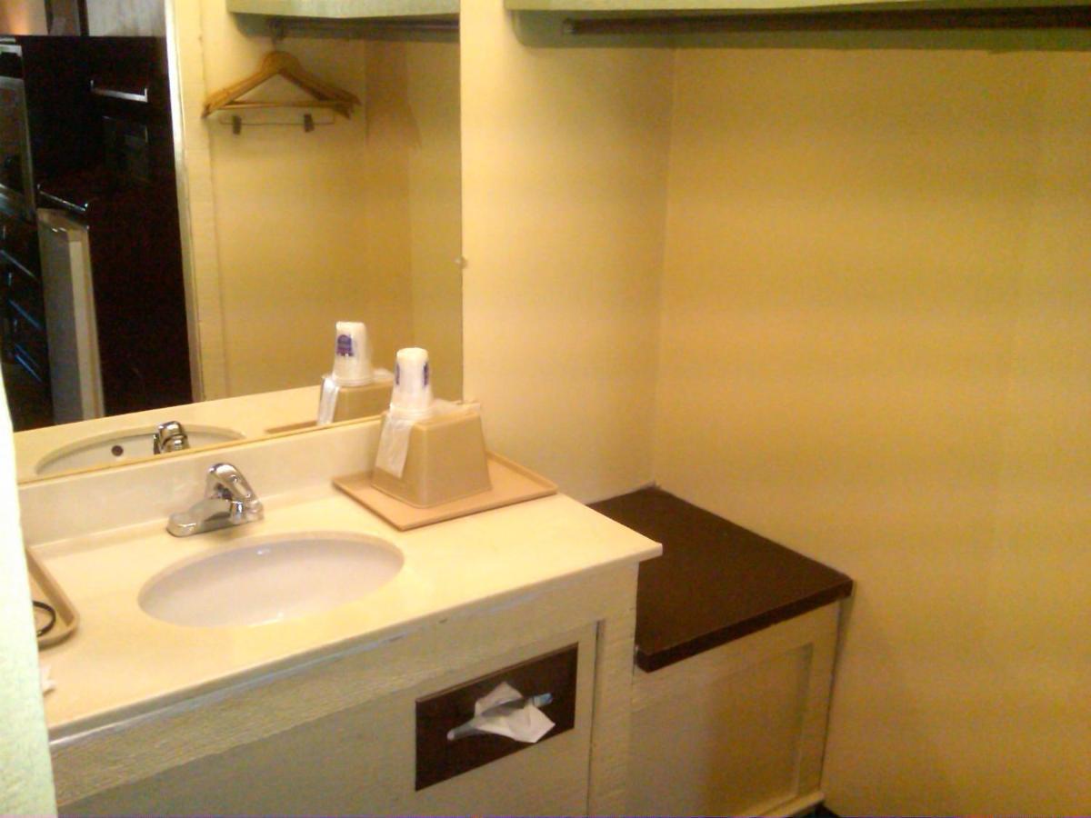 Knights Inn - Battle Creek Bilik gambar